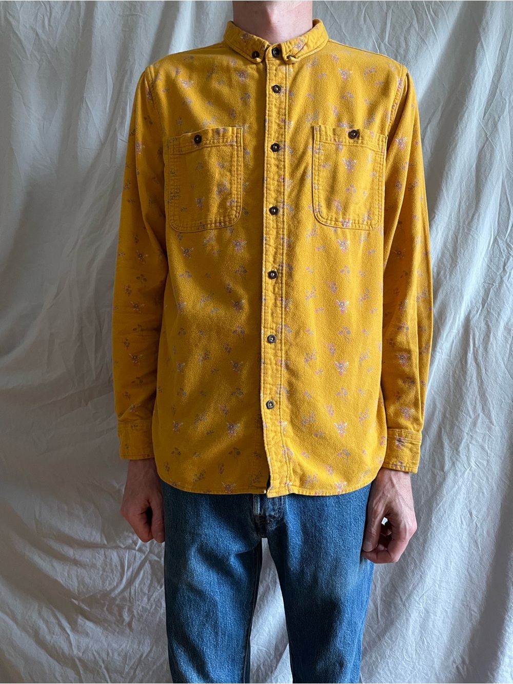 Men's Casual Yellow Button-Down Shirt